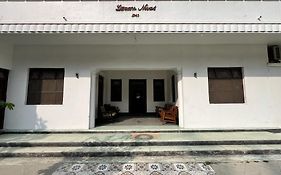 Sri Lakshmi Nivas