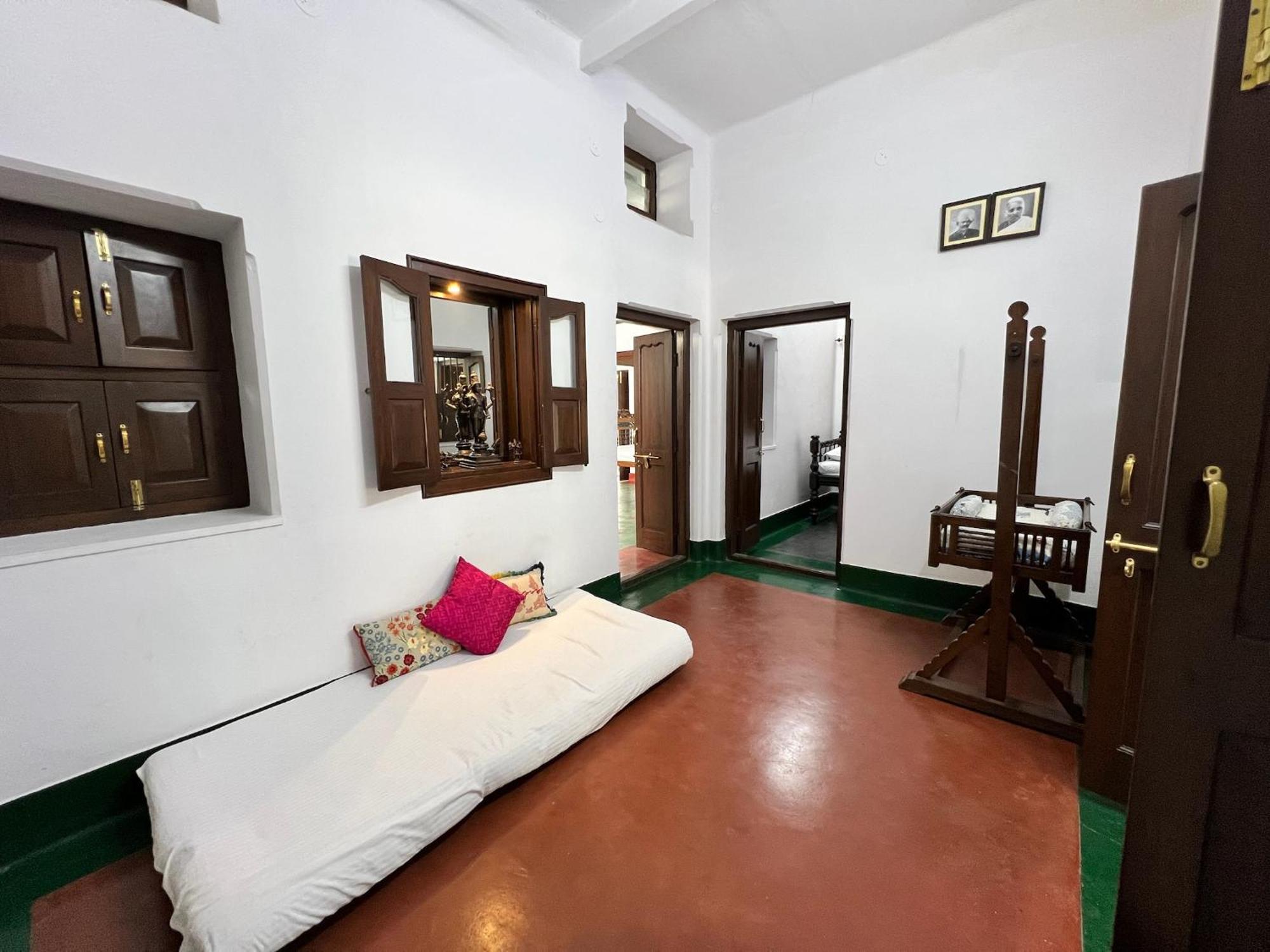 Laxmi Nivas 1949 Bed & Breakfast Secunderabad Exterior photo